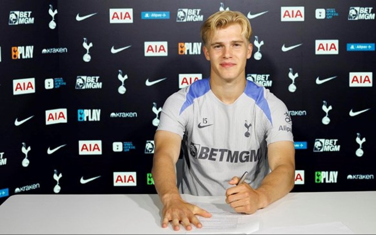 Lucas Bergvall Signs New Six-year Contract With Spurs On Cricketnmore