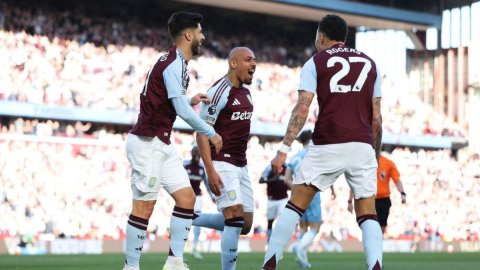 Premier League: Villa beat Forest to boost European hopes