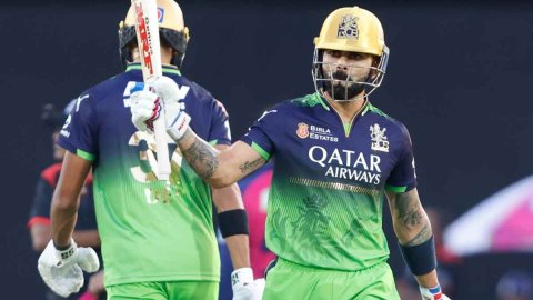 Virat Kohli First Asian to complete 100 Fifties in T20 History विराट कोहली ने T20 क्रिकेट में बनाया अनोखा रिकॉर्ड, ऐसा करने वाले दुनिया के दूसरे क्रिकेटर बने