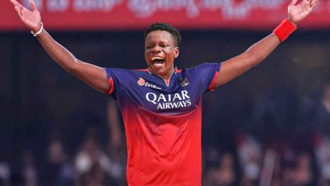 IPL 2025: RCB का बड़ा फैसला, जिम्बाब्वे का 6.8 फुट का गेंदबाज टीम में शामिल,लुंगी एंगिडी प्लेऑफ से प