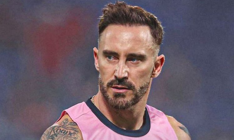 दिल्ली को कप्तान अक्षर पटेल के बिना उतरना पड़ा मैदान में, फाफ डु प्लेसी बने कप्तान और रच दिए कई रिकॉ