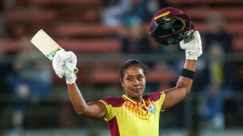 Hayley Matthews creates history in Women's T20I cricket in first t20i vs england women சதமடித்து மகளிர் டி20 கிரிக்கெட்டில் சாதனைகள் படைத்த ஹீலி மேத்யூஸ்!
