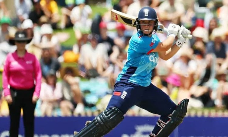 Heather Knight Ruled Out Of Home Summer With Hamstring Injury ENGW vs WIW: ஒருநாள் தொடரிலிருந்து விலகினார் ஹீதர் நைட்!