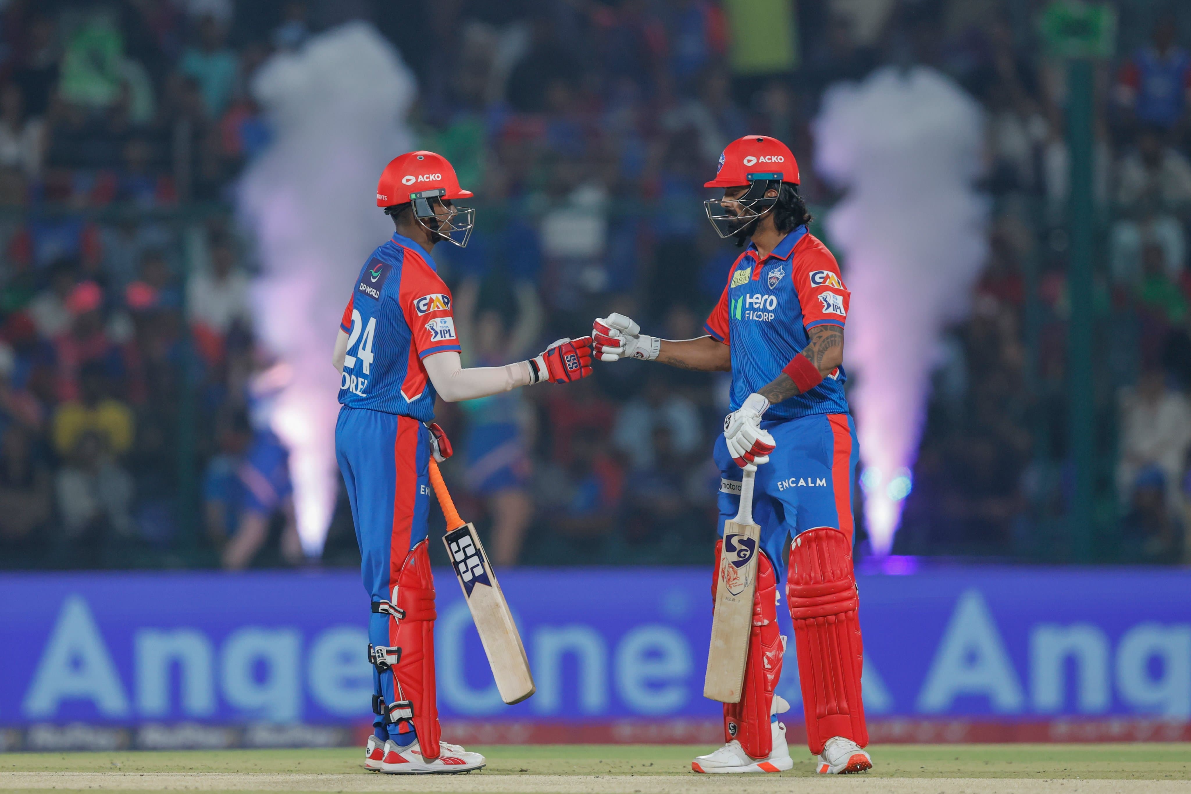SRH vs DC will Compete in Rajiv Gandhi International Stadium; Playing XI can be like this! சன்ரைசர்ஸ் ஹைதராபாத் vs டெல்லி கேப்பிட்டல்ஸ்- அணிகள் ஓர் அலசல்!