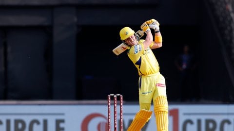 IPL 2025: CSK post a massive 230/5 on the board against Gujarat Titans! ஐபிஎல் 2025: பிரீவிஸ், கான்வே அரைசதம்; டைட்டன்ஸுக்கு 231 டார்கெட்!