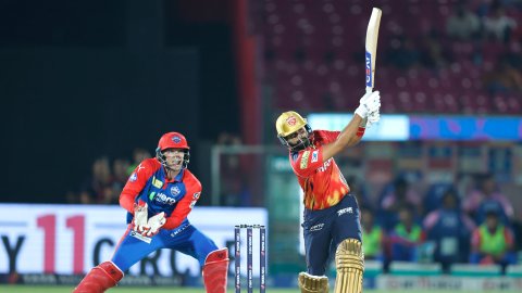 IPL 2025: Punjab Kings score 206 for 8 against Delhi Capitals! ஐபிஎல் 2025: ஸ்ரேயாஸ் ஐயர், மார்க்கஸ் ஸ்டொய்னிஸ் அதிரடி; கேப்பிட்டல்ஸுக்கு 207 டார்கெட்!