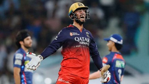 Jitesh Sharma Creates History Breaks MS Dhoni's IPL Record எம்எஸ் தோனியின் சாதனையை முறியடித்த ஜித்தேஷ் சர்மா!
