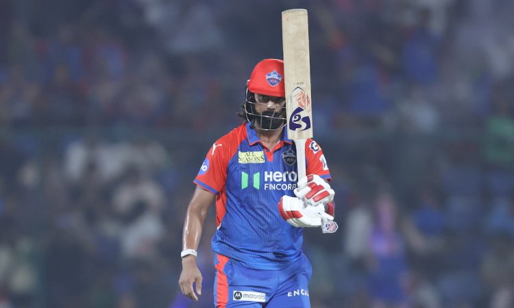 छक्के के साथ KL राहुल ने रचा नया कीर्तिमान, तोड़ दिया विराट का रिकॉर्ड!