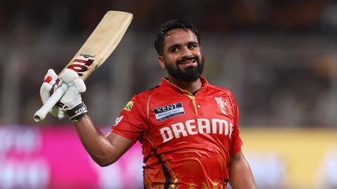 RCB के खिलाफ मैच में प्रभसिमरन ने बनाए 18 रन, फिर भी किया ऐसा कारनामा जो अब तक सिर्फ एक विदेशी खिलाड