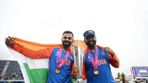 Gavaskar Does Not See Rohit, Virat Playing In 2027 ODI World Cup 2027 ஒருநாள் உலகக் கோப்பையில் ரோஹித், விராட் விளையாடுவது சாத்தியமில்லை - சுனில் கவாஸ்கர்!