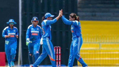 Women’s ODI Tri-series: Jemimah, Amanjot Take India To 23-run Win Over SA, Seal Spot In Final முத்தரப்பு ஒருநாள் தொடர்: தென் ஆப்பிரிக்காவை வீழ்த்தி இந்தியா அபார வெற்றி!