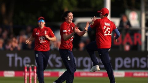 Sophia Dunkley’s Stellar Knock Sparks England’s New Era with Convincing Win Over West Indies! ENGW vs WIW, 1st T20I: ஹீலி மேத்யூஸ் சதம் வீண்; விண்டீஸை வீழ்த்தியது இங்கிலாந்து!