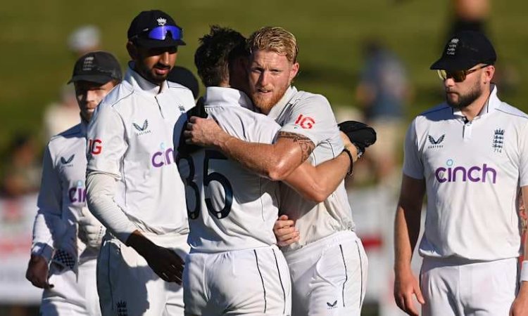 England call up talented youngster as injury replacement for Zimbabwe Test ENG vs ZIM: தொடரில் இருந்து விலகிய ஜோர்டன் காக்ஸ்; அறிமுக வீரருக்கு வாய்ப்பு!