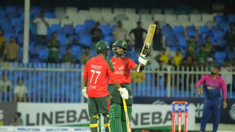 UAE vs BAN, 1st T20I: Bangladesh post 191 on the board against UAE! UAE vs BAN, 1st T20I: சதமடித்து அசத்திய பர்வேஸ் ஹொசைன்; யுஏஇ-க்கு 192 டார்கெட்!
