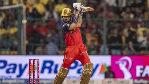 Virat Kohli became the first player in the world to score 8500-plus runs in the IPL! ஐபிஎல் தொடரில் சாதனைகளை குவித்த விராட் கோலி!