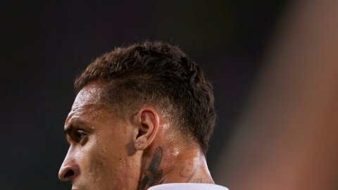 Antony breaks down while reflecting on Man Utd tenure, says ‘I couldn’t take it anymore’