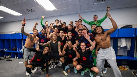 FC Barcelona clinch their 28th La Liga title with win over Espanyol 