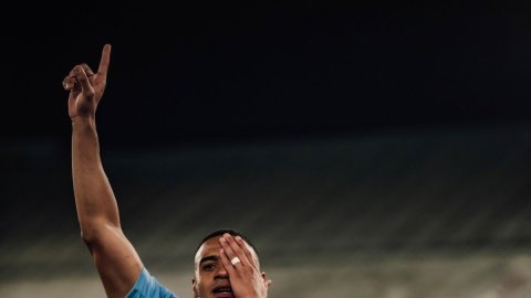 Forest lose points in Champions League race after draw at Palace