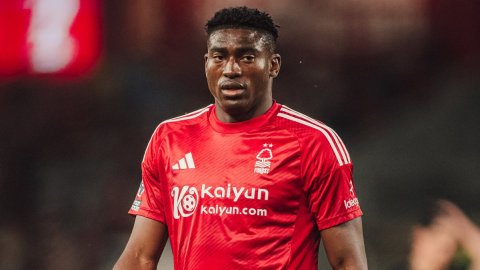 Forest striker Taiwo Awoniyi out of induced coma after serious abdominal injury