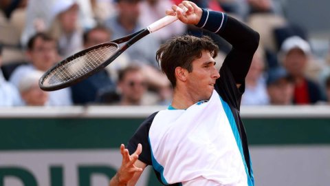 French Open: Italian qualifier stuns Tsitsipas, reaches third round at Roland Garros