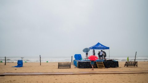 Indian Open of Surfing: Weather conditions play spoilsport on inaugural day