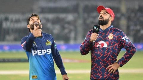 On PM's Advice, PCB Postpones Remaining Matches Of PSL 10 பாகிஸ்தான் சூப்பர் லீக் தொடரை ஒத்திவைத்தது பிசிபி!
