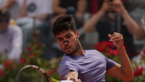 Italian Open: Alcaraz shuts down in-form Draper for semis spot