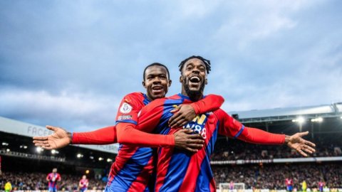 Jeffrey Schlupp departs from Crystal Palace after eight-and-a-half-year stint