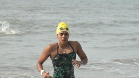 KIBG 2025: Maharashtra’s Diksha Yadav clinches double gold in open sea swimming