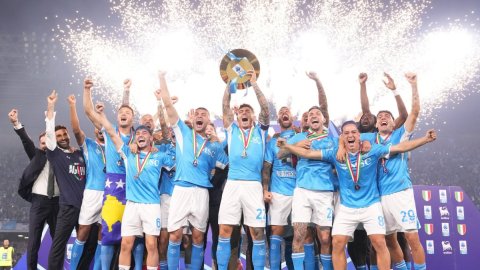 Napoli wins fourth Serie A title with one point over Inter