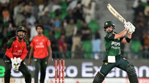 PAK vs BAN, 2ndT20I: Sahibzada Farhan & Hasan Nawaz help Pakistan set a massive target for Banglades PAK vs BAN, 2ndT20I: ஃபர்ஹான், நவாஸ் அரைசதம்; வங்கதேசத்திற்கு 202 டார்கெட்!