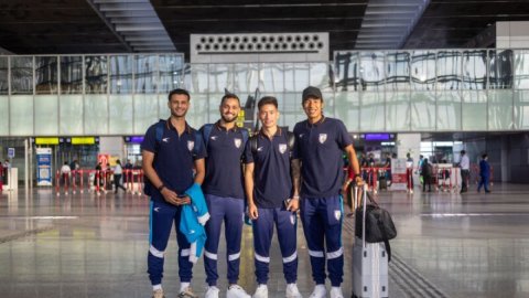 Preparing for perfect challenges, Indian men's football team reaches Thailand