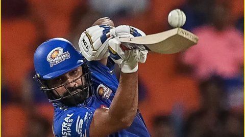 Rohit Sharma ने एलिमिनेटर मैच में 81 रन ठोककर रचा इतिहास, तोड़ दिए विराट कोहली और सूर्यकुमार यादव के Rohit Sharma ने एलिमिनेटर मैच में 81 रन ठोककर रचा इतिहास, तोड़ दिए विराट कोहली और सूर्यकुमार यादव के