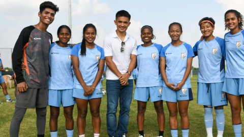 Sunil Chhetri visits women's national camp in Bengaluru ahead of international friendlies (Credit: B