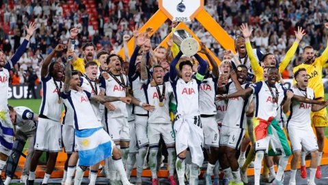 Tottenham Hotspur qualify for 2025/26 UEFA Champions League