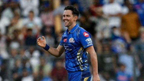 Trent Boult becomes the third New Zealand bowler to reach 300 T20 wickets! டி20 கிரிக்கெட்டில் புதிய மைல் கல்லை எட்டிய டிரென்ட் போல்ட்!