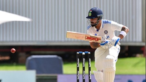 Test Cricket Will Not Be Same Without You: Rayudu Pleads With Kohli To Continue Playing The Format ஓய்வு முடிவை மறுபரிசீலனை செய்யுங்கள் - விராட் கோலிக்கு ராயுடு வேண்டுகோள்!
