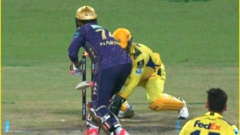 चीते की चाल, बाज की नज़र और धोनी की स्टंपिंग पर संदेह नहीं करते! आप भी देखिए Mahi Magic का VIDEO