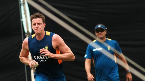 (071015) Kolkata: South Africa - practice session