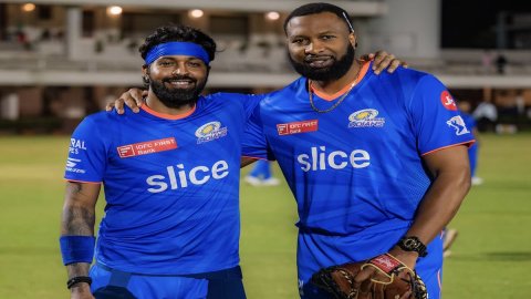 Hardik Pandya Can Break Kieron Pollard Record In Pbks Vs Mi Match! பொல்லார்டின் சிக்ஸர் சாதனையை முறியடிப்பாரா ஹர்திக் பாண்டியா?