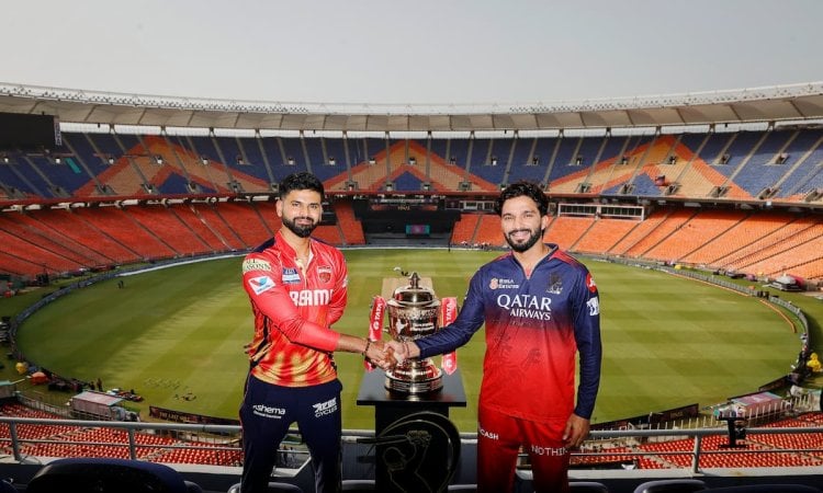 ராயல் சேலஞ்சர்ஸ் பெங்களூரு vs பஞ்சாப் கிங்ஸ் - மகுடம் சூடப்போவது யார்?