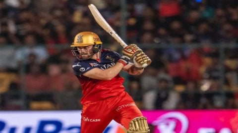 Phil Salt's availability for the IPL 2025 final remains uncertain due to personal family commitments ஐபிஎல் 2025: இறுதிப்போட்டிக்கு முன் ஆர்சிபி அணிக்கு ஏற்பட்ட பின்னடைவு; பில் சால்ட் விளையாடுவது சந்தே