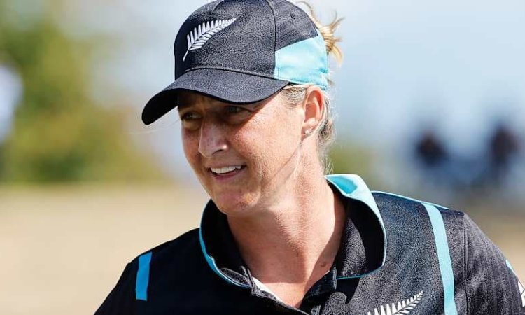 NZ Women's Captain Devine To Retire From ODIs After 2025 Women’s World Cup ஒருநாள் கிரிக்கெட்டில் இருந்து ஓய்வு பெறும் சோஃபி டிவைன்!