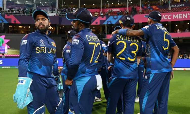 श्रीलंका ने बांग्लादेश के खिलाफ वनडे सीरीज के लिए टीम का किया ऐलान, CSK के इस स्टार को नहीं मली जगह श्रीलंका ने बांग्लादेश के खिलाफ वनडे सीरीज के लिए टीम का किया ऐलान, CSK के इस स्टार को नहीं मली जगह