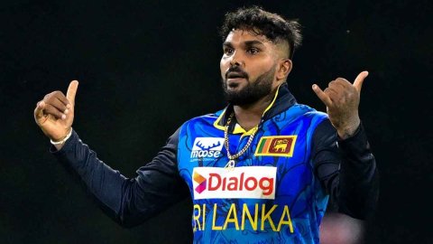 மலிங்காவின் சாதனையை முறியடிக்க காத்திருக்கும் வநிந்து ஹசரங்கா!