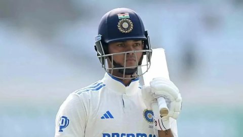 ENG vs IND: Will Afridis Record Be Broken Yashasvi Just 11 Sixes Away From A Big Milestone அதிவேகமாக 50 சிக்ஸர்கள்: ஷாஹித் அஃப்ரிடியின் சாதனையை முறியடிப்பாரா ஜெய்ஸ்வால்?