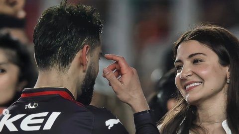 A moment stamped in history: Anushka hugs hubby Virat as his RCB registers maiden IPL win