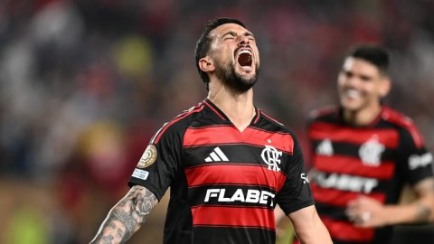 Club World Cup: Benfica rally from two goals down to hold Boca Juniors; Flamengo beat Esperance