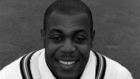 Former England pacer David Lawrence dies at 61