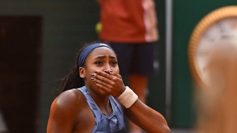 French Open: Coco Gauff fights back to stun Sabalenka, wins first title at Roland Garros